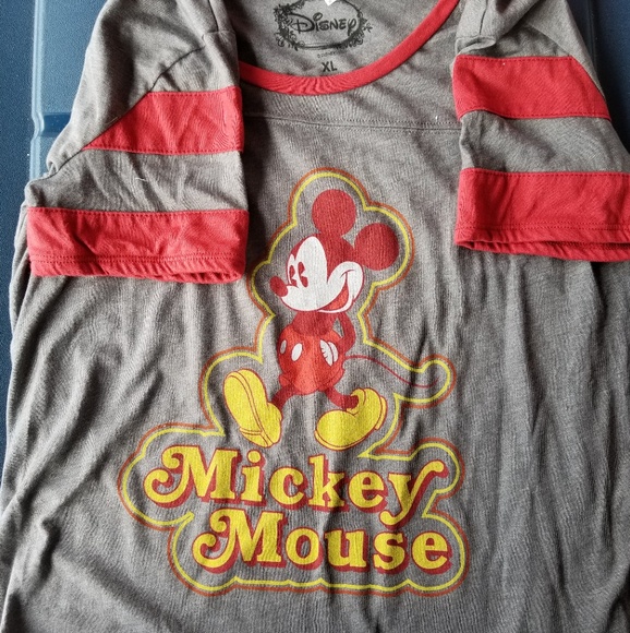 Disney Tops - Disney t-shirts